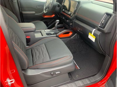 2026 Nissan Frontier Crew Cab PRO-4X Pickup 4D 6 ft