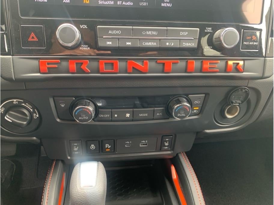 2026 Nissan Frontier Crew Cab PRO-4X Pickup 4D 6 ft
