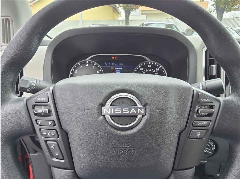 2025 Nissan Frontier Crew Cab SV Pickup 4D 6 ft