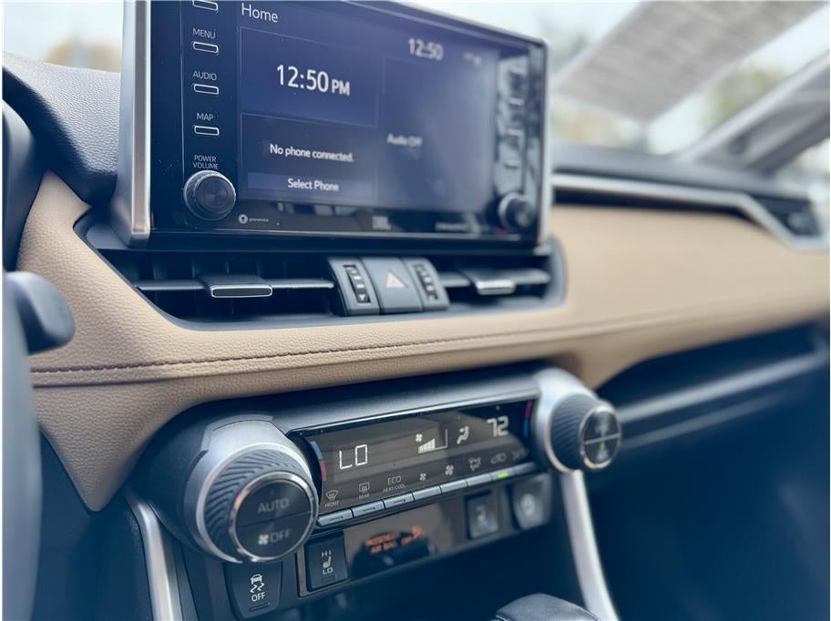 2020 Toyota RAV4 XLE Premium Sport Utility 4D