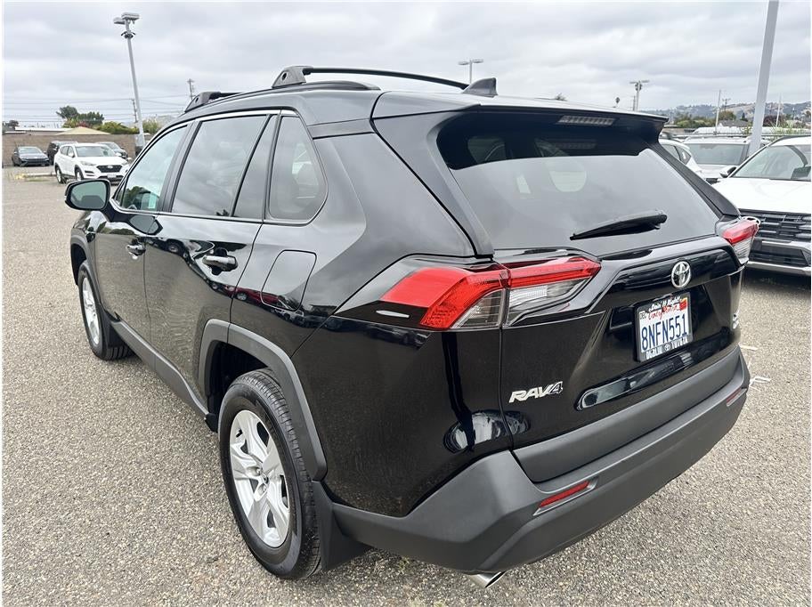 2020 Toyota RAV4 XLE Sport Utility 4D