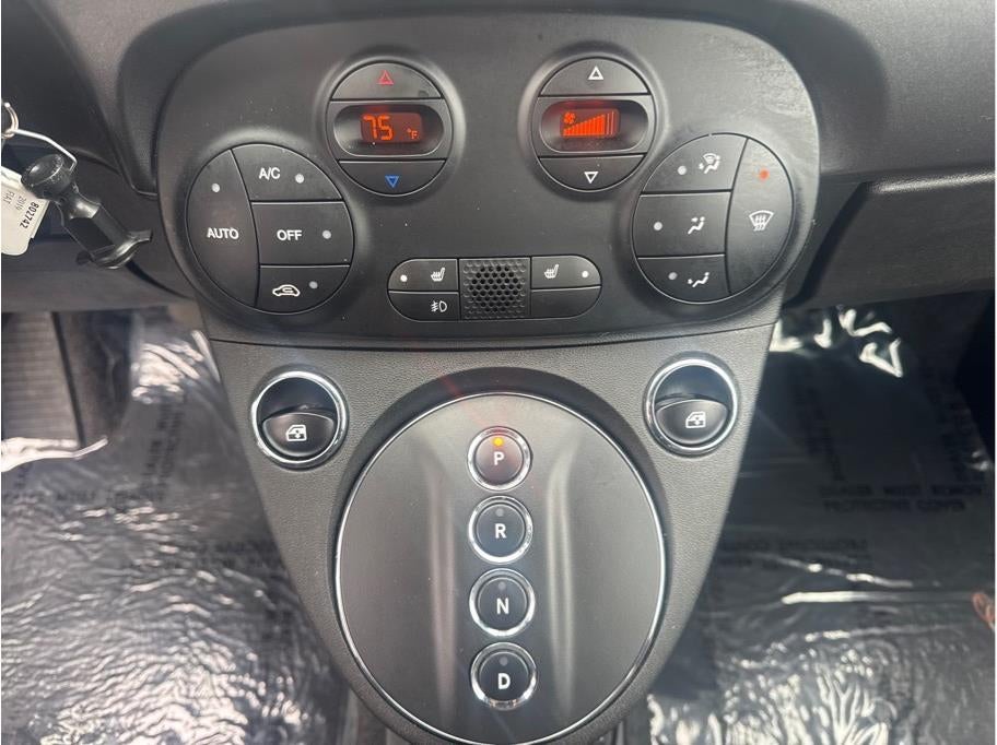 2019 FIAT 500e Hatchback 2D