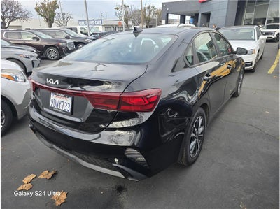 2023 Kia Forte LXS Sedan 4D