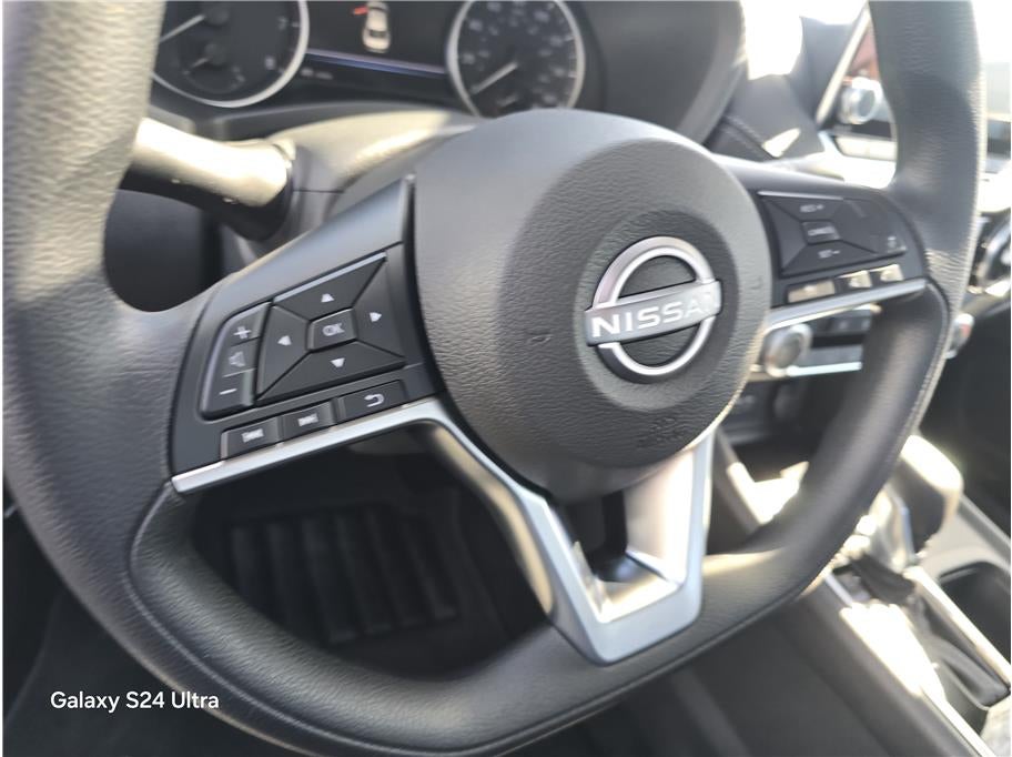 2025 Nissan Sentra SV Sedan 4D