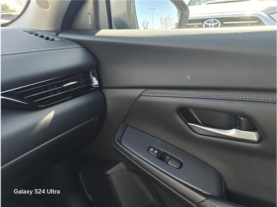 2025 Nissan Sentra SV Sedan 4D