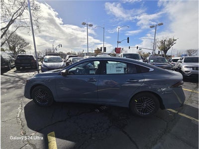 2026 Nissan Sentra SV Sedan 4D