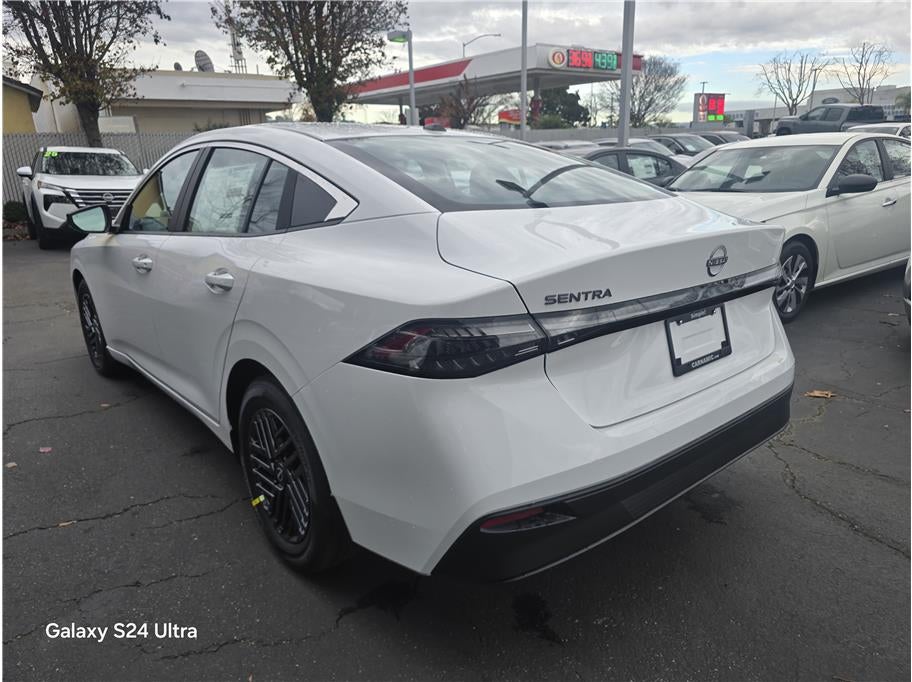 2026 Nissan Sentra SV Sedan 4D