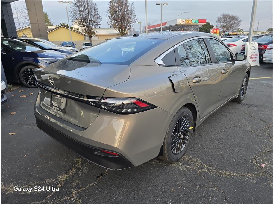 2026 Nissan Sentra SV Sedan 4D