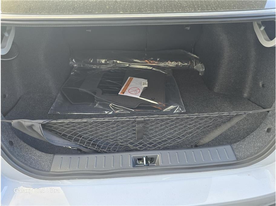 2025 Nissan Versa SV Sedan 4D