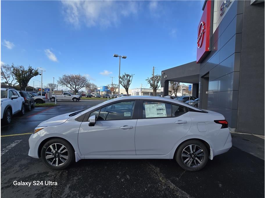 2025 Nissan Versa SV Sedan 4D