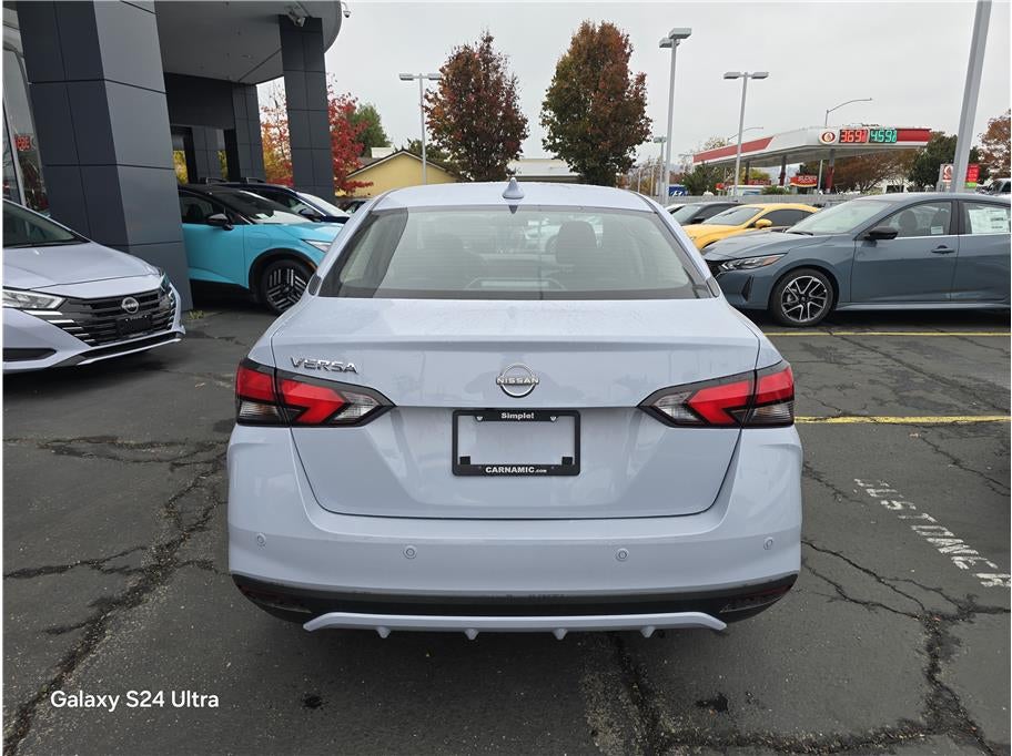 2025 Nissan Versa SV