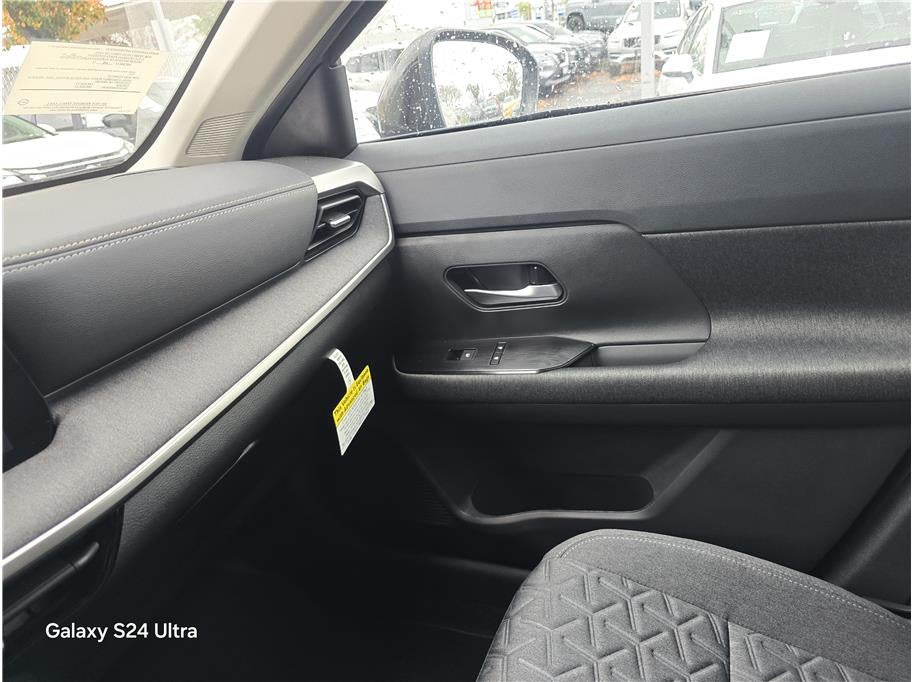 2026 Nissan Kicks SV Sport Utility 4D