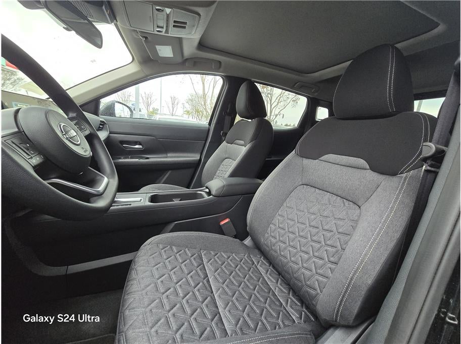 2026 Nissan Kicks SV Sport Utility 4D