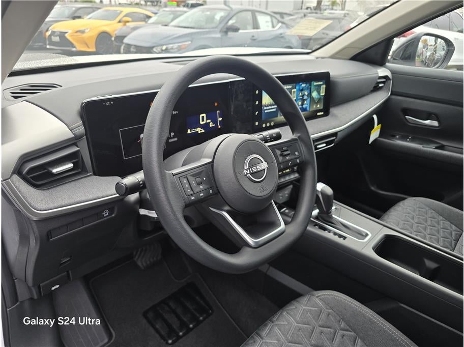 2026 Nissan Kicks SV Sport Utility 4D