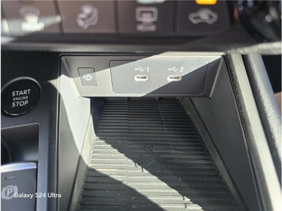 2026 Nissan Kicks SV Sport Utility 4D