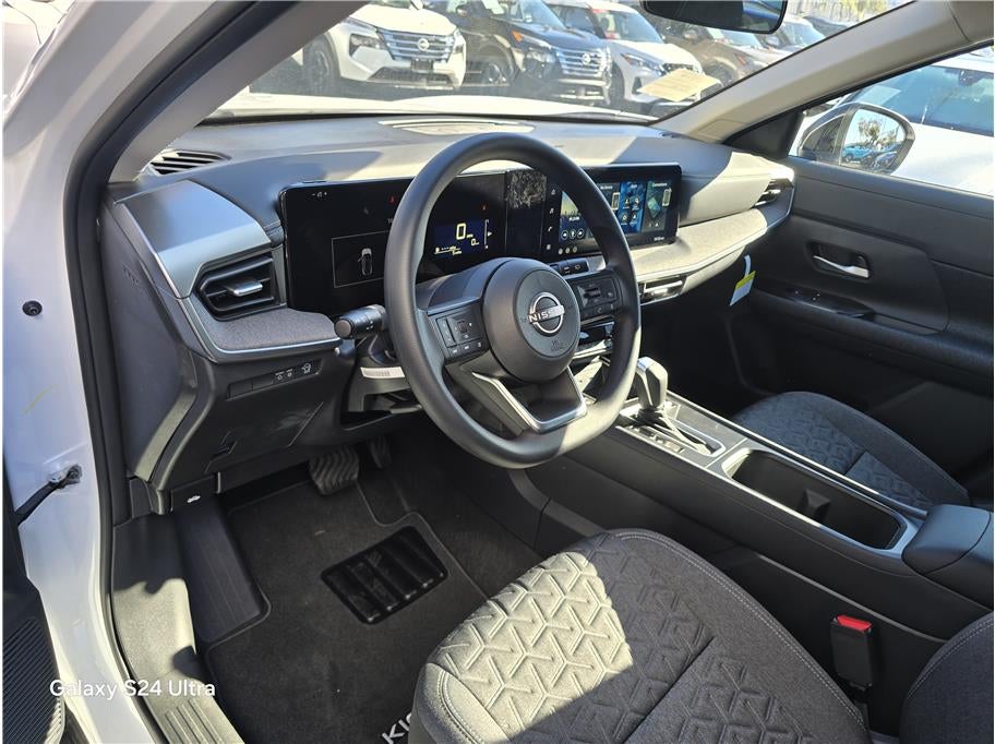 2026 Nissan Kicks SV Sport Utility 4D