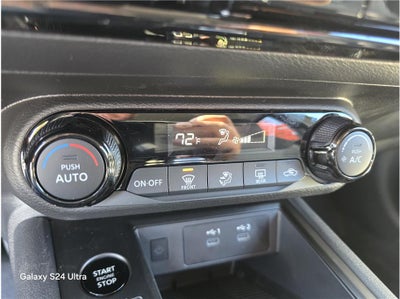 2026 Nissan Kicks SV Sport Utility 4D