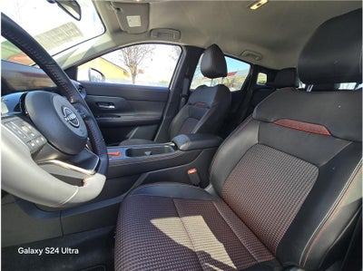 2025 Nissan Kicks SR Sport Utility 4D