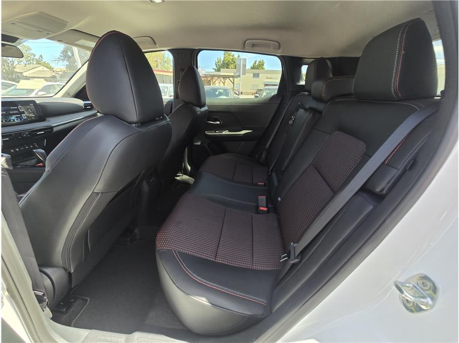 2025 Nissan Kicks SR Sport Utility 4D