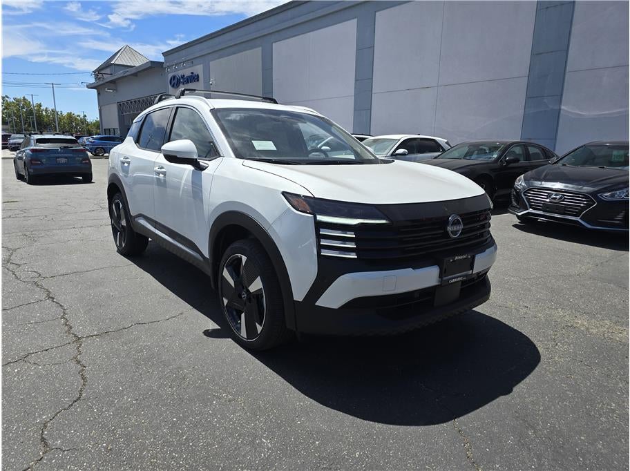 2025 Nissan Kicks SR Sport Utility 4D