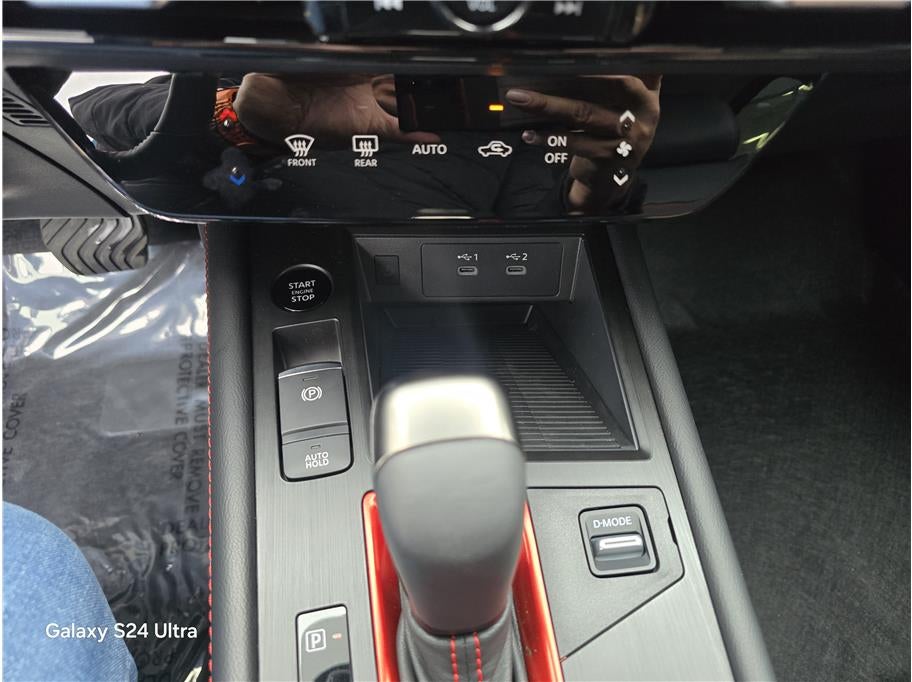 2026 Nissan Kicks SR Sport Utility 4D