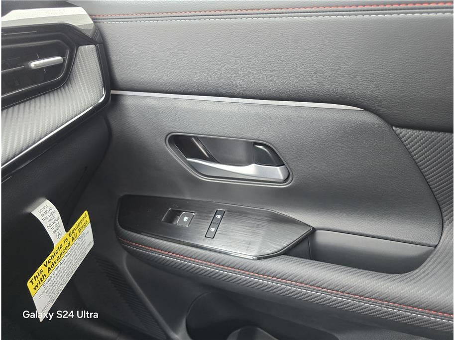 2026 Nissan Kicks SR Sport Utility 4D