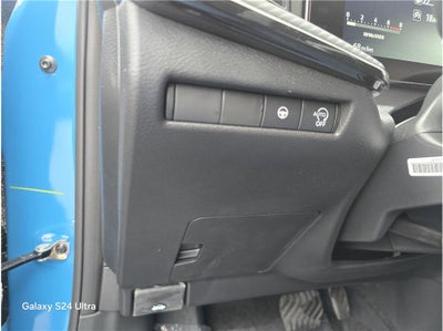 2026 Nissan Kicks SR Sport Utility 4D