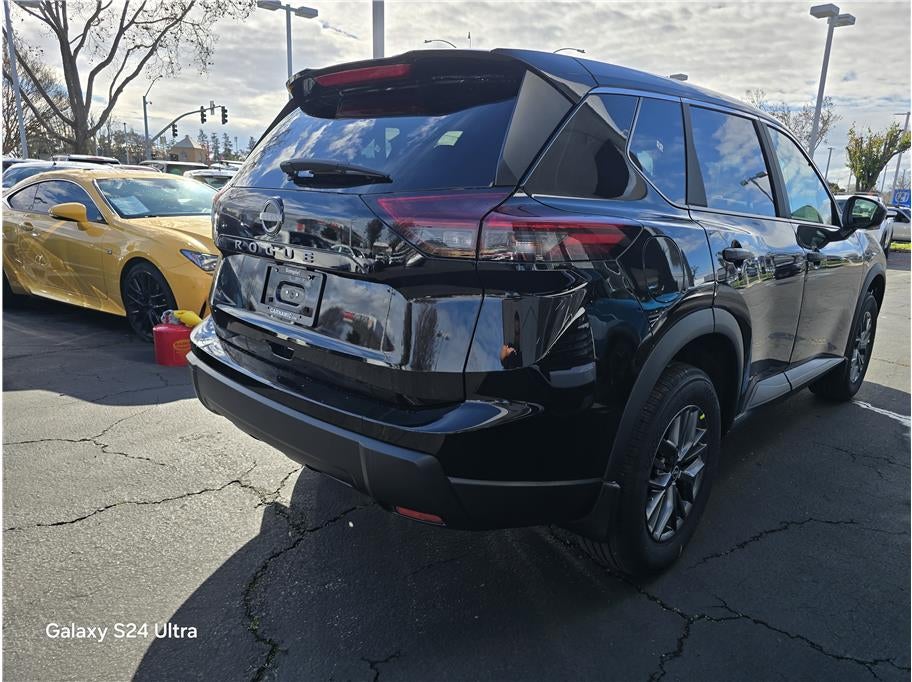 2026 Nissan Rogue S Sport Utility 4D