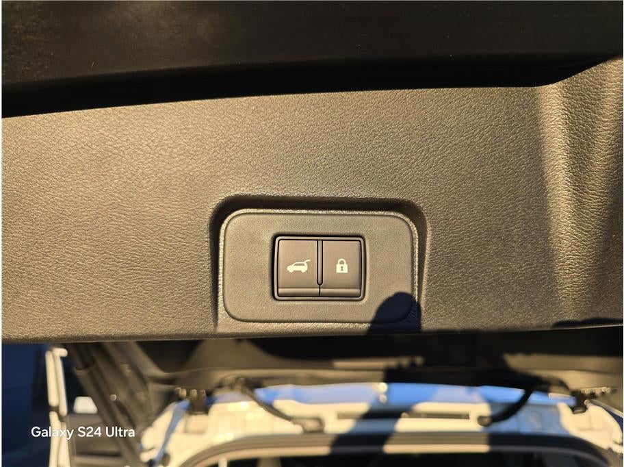 2026 Nissan Rogue SV Sport Utility 4D