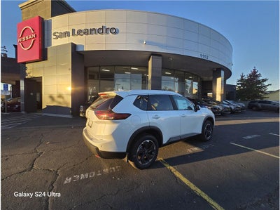2026 Nissan Rogue SV Sport Utility 4D