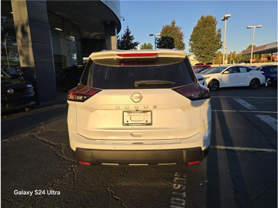 2026 Nissan Rogue SV Sport Utility 4D