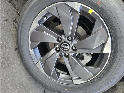 2026 Nissan Rogue SV Sport Utility 4D