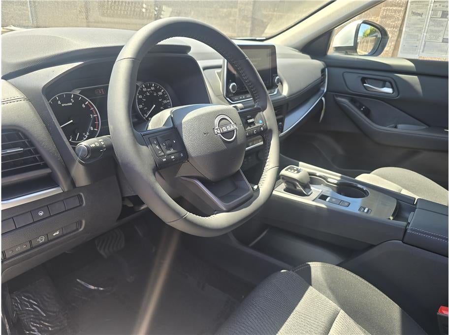2026 Nissan Rogue SV (2026.5) Sport Utility 4D