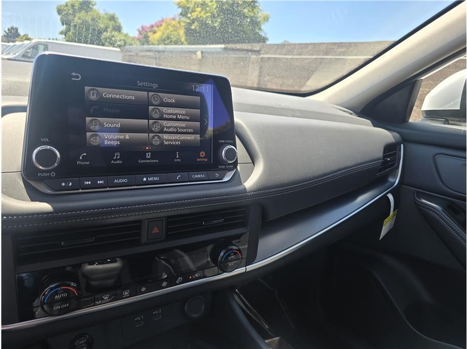 2026 Nissan Rogue SV (2026.5) Sport Utility 4D
