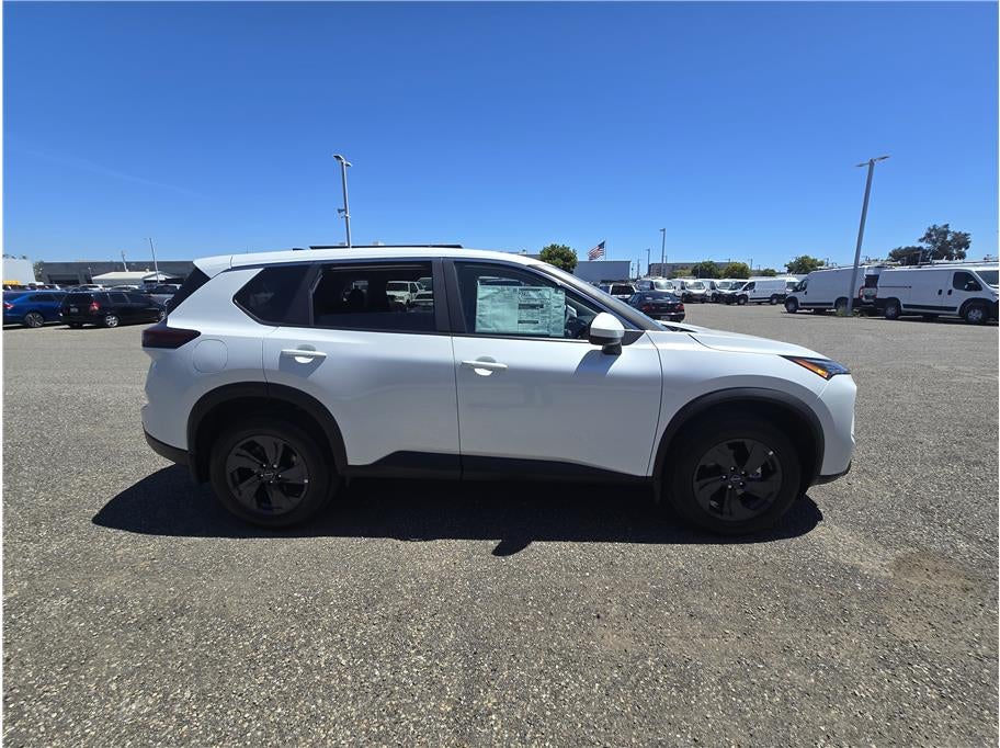 2026 Nissan Rogue SV (2026.5) Sport Utility 4D