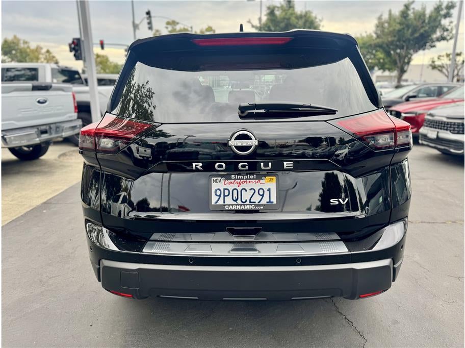 2024 Nissan Rogue SV Sport Utility 4D