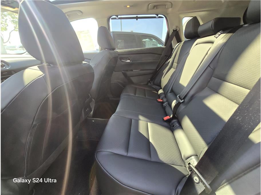 2026 Nissan Rogue SV Sport Utility 4D