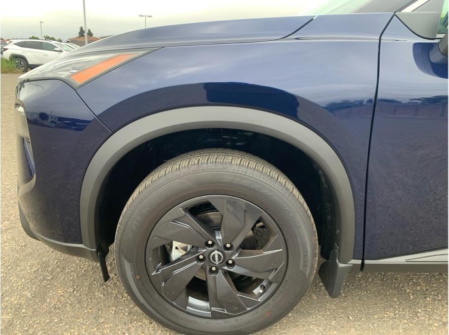 2026 Nissan Rogue SV (2026.5) Sport Utility 4D