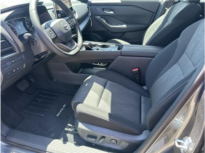 2026 Nissan Rogue SV (2026.5) Sport Utility 4D