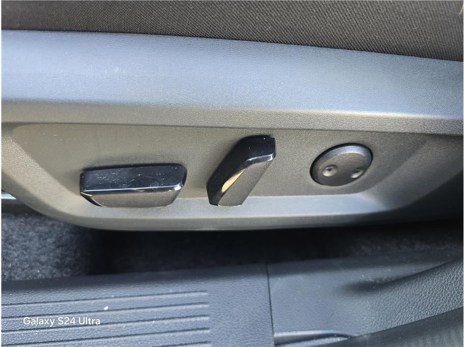 2024 Nissan Rogue SV Sport Utility 4D