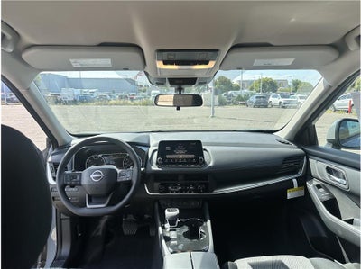 2026 Nissan Rogue SV Sport Utility 4D