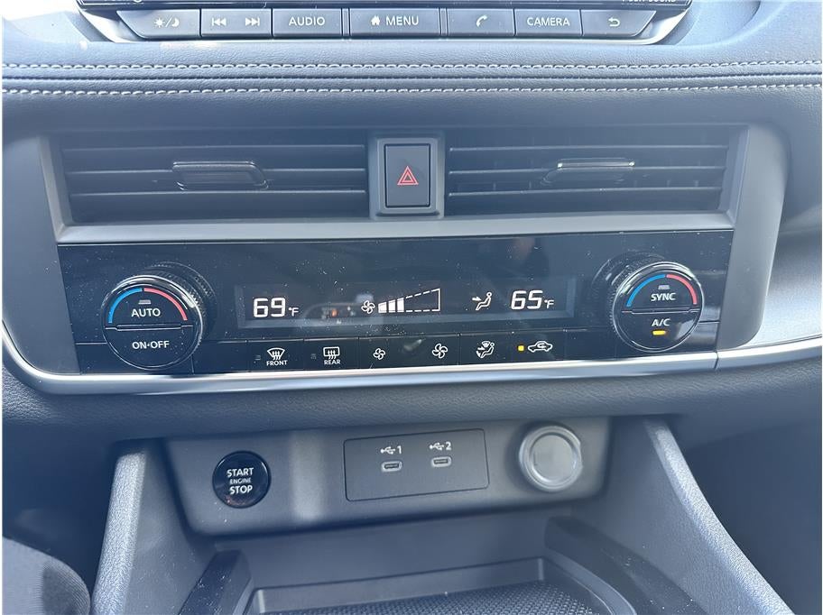 2026 Nissan Rogue SV Sport Utility 4D