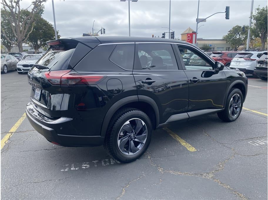 2025 Nissan Rogue SV Sport Utility 4D