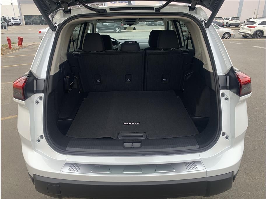2026 Nissan Rogue SV (2026.5) Sport Utility 4D