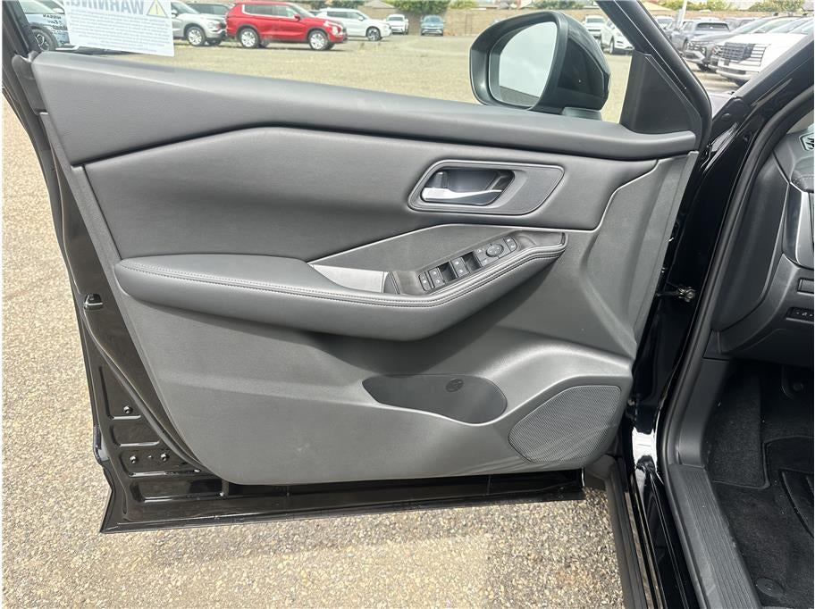 2026 Nissan Rogue SV (2026.5) Sport Utility 4D
