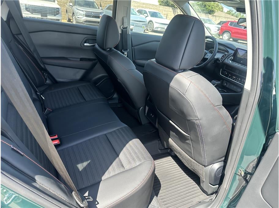 2026 Nissan Rogue SV (2026.5) Sport Utility 4D