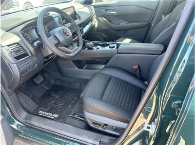2026 Nissan Rogue SV (2026.5) Sport Utility 4D