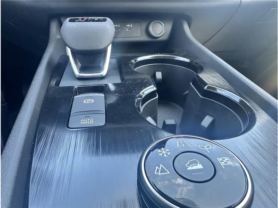 2026 Nissan Rogue SV (2026.5) Sport Utility 4D
