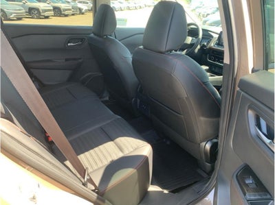 2026 Nissan Rogue SV (2026.5) Sport Utility 4D