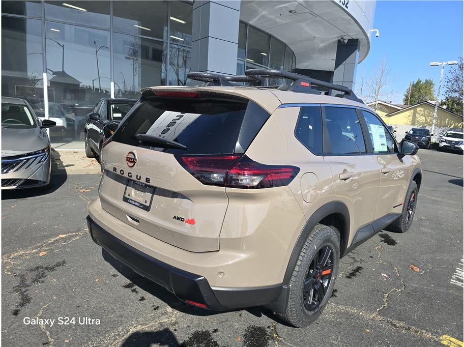 2026 Nissan Rogue SV Sport Utility 4D